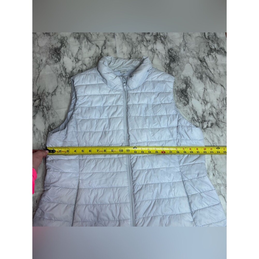 Old Navy white zip up Quilted Puffer Vest size XL Casual outdoor winter - Picture 4 of 8